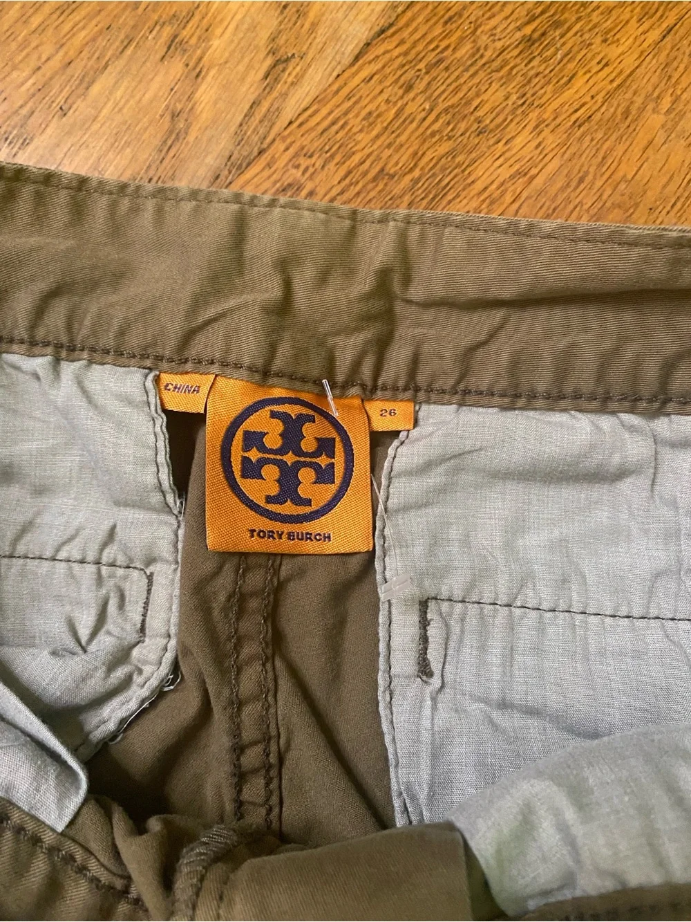 Tory Burch Cropped Chino Pants Women’s Size 26 Olive Green Raw Hem